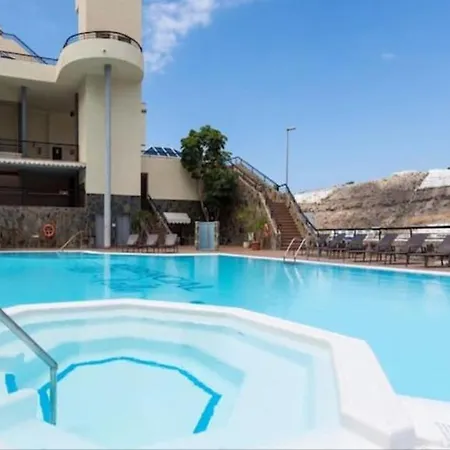 Luxury Duplex With Jacuzzi Apartment